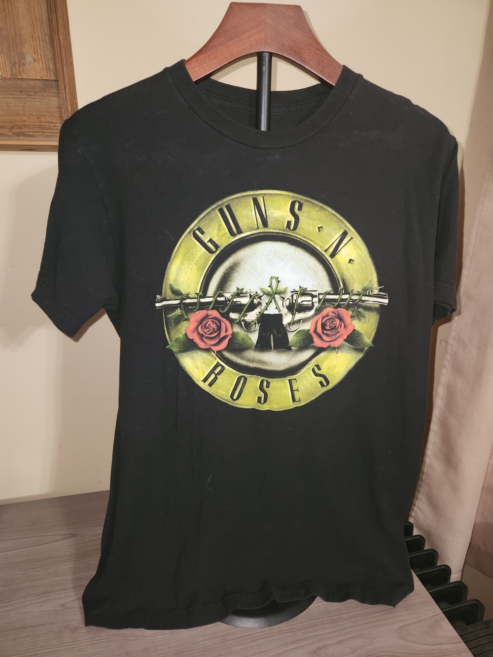 Guns N' Roses Black Graphic Short Sleeve Tee